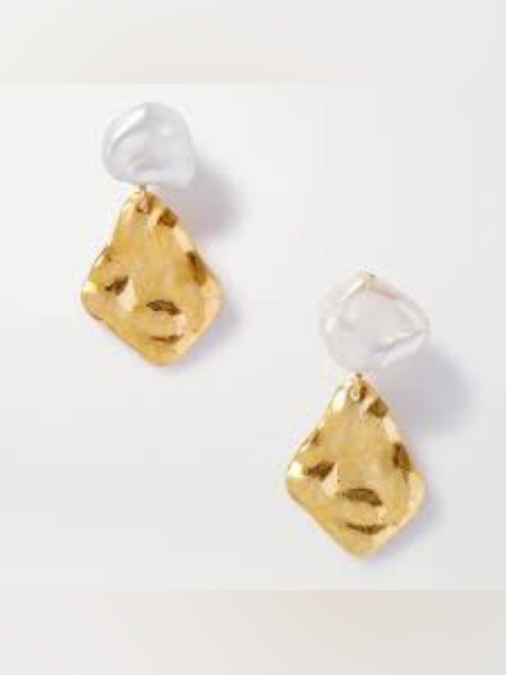 CHAN LUU Pearl and Gold Stud Earrings